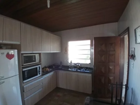 Imagem Linda Casa com 150m², Salão de Festas, Condomínio Central em Águas Claras