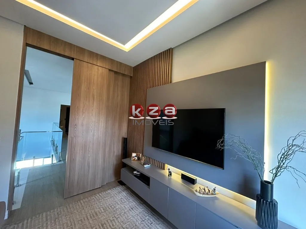 Imagem Espetacular Casa em Condomínio à Venda em Valinhos-SP 3 Quartos, 3 Suítes, 3 Salas Condomínio Le Village 287m²