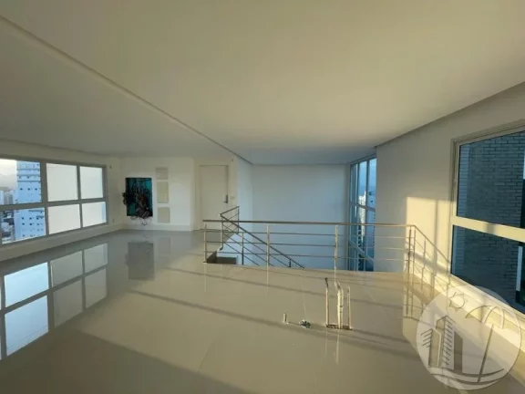 Imagem Espetacular Cobertura Triplex a 4 minutos da Praia na Barra Sul de BC