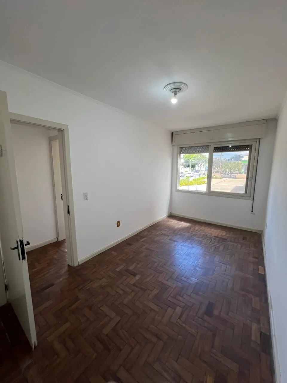 Imagem Apartamento à Venda com 02 Quartos na Av do Forte, Vila Ipiranga em Porto Alegre