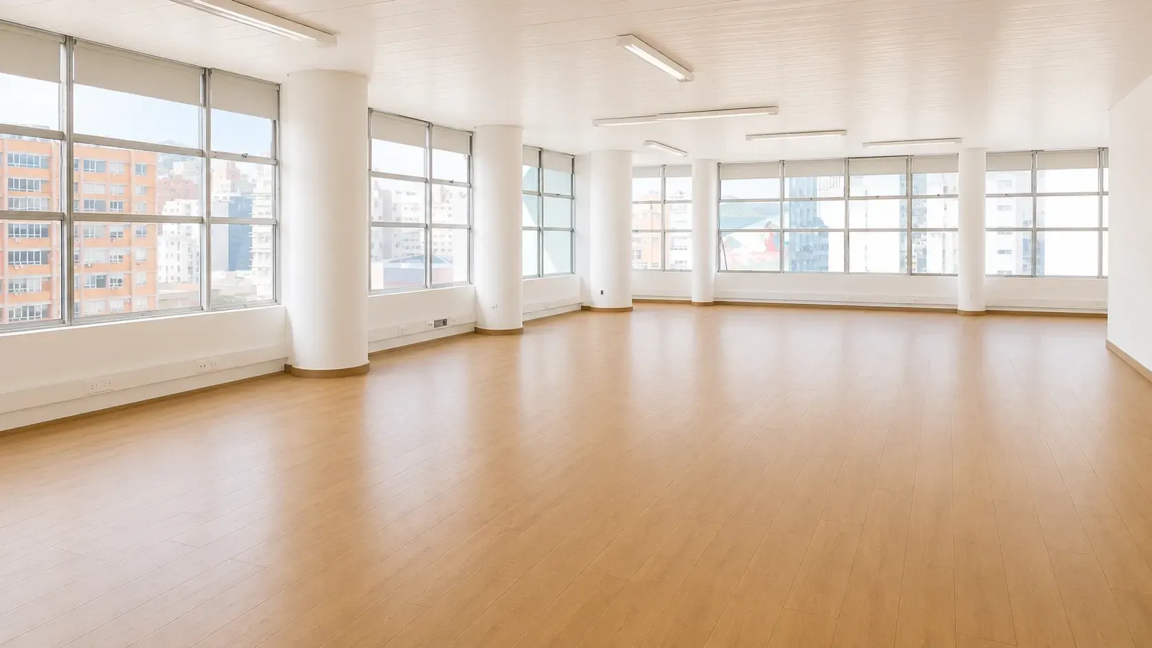 Imagem Ponto Comercial à Venda, 3108 m² em Centro - Florianópolis