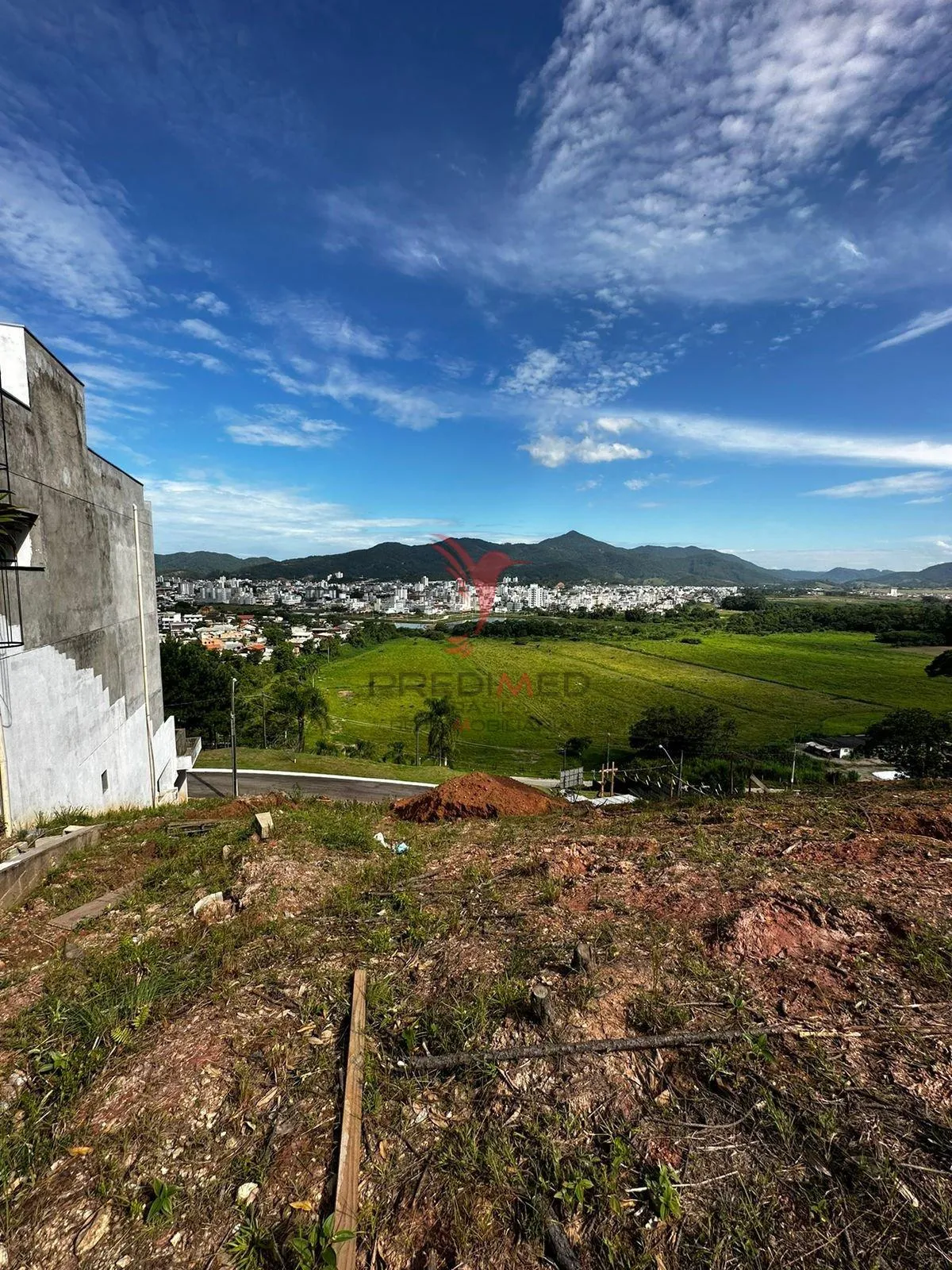Foto do imóvel Terreno em condomínio fechado, ótima oportunidade! em Rua Joaquim Garcia, 1390 - Distrito Rio Do Meio, Camboriú - SC