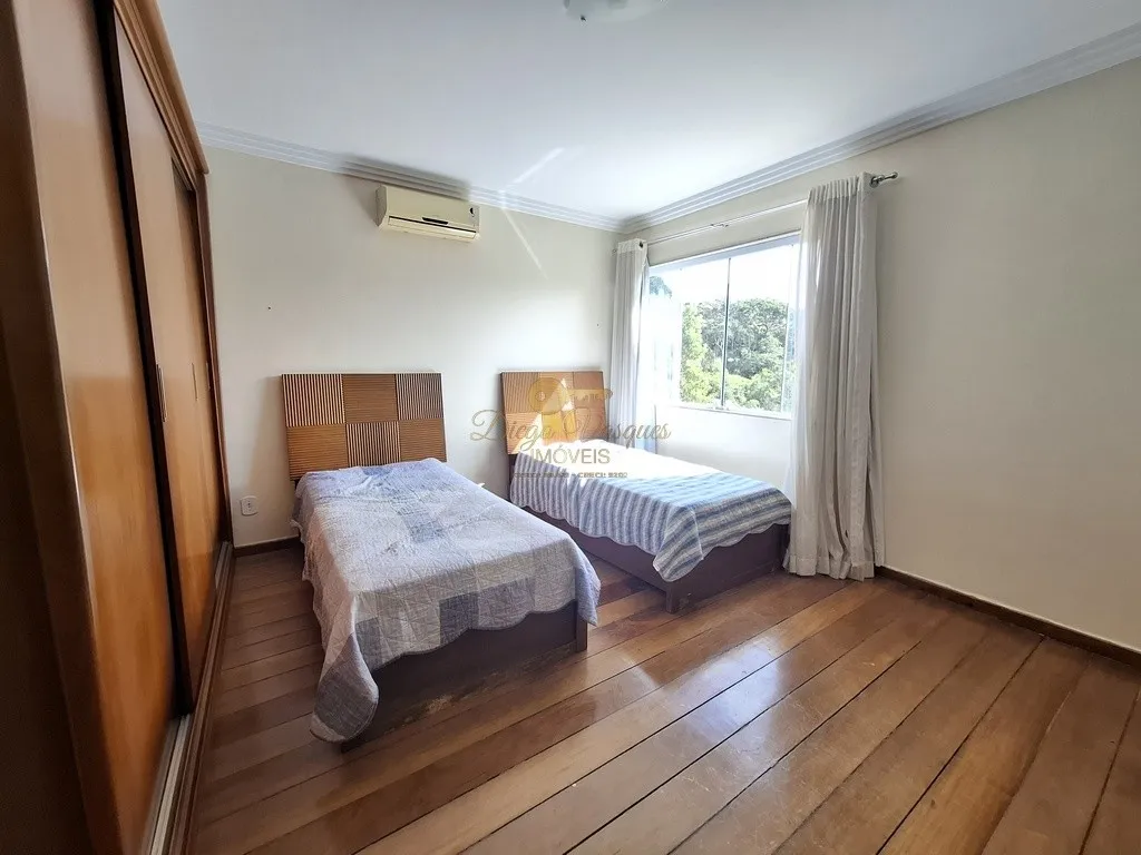 Imagem Casa em Condomínio para Venda em Teresópolis / RJ no bairro Green Valley