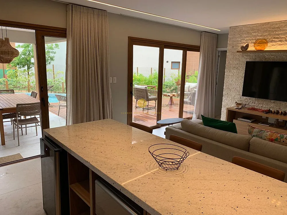 Imagem Casa de Luxo no Marluá Itacimirim-Ba  Pé na Areia, 4 Suítes