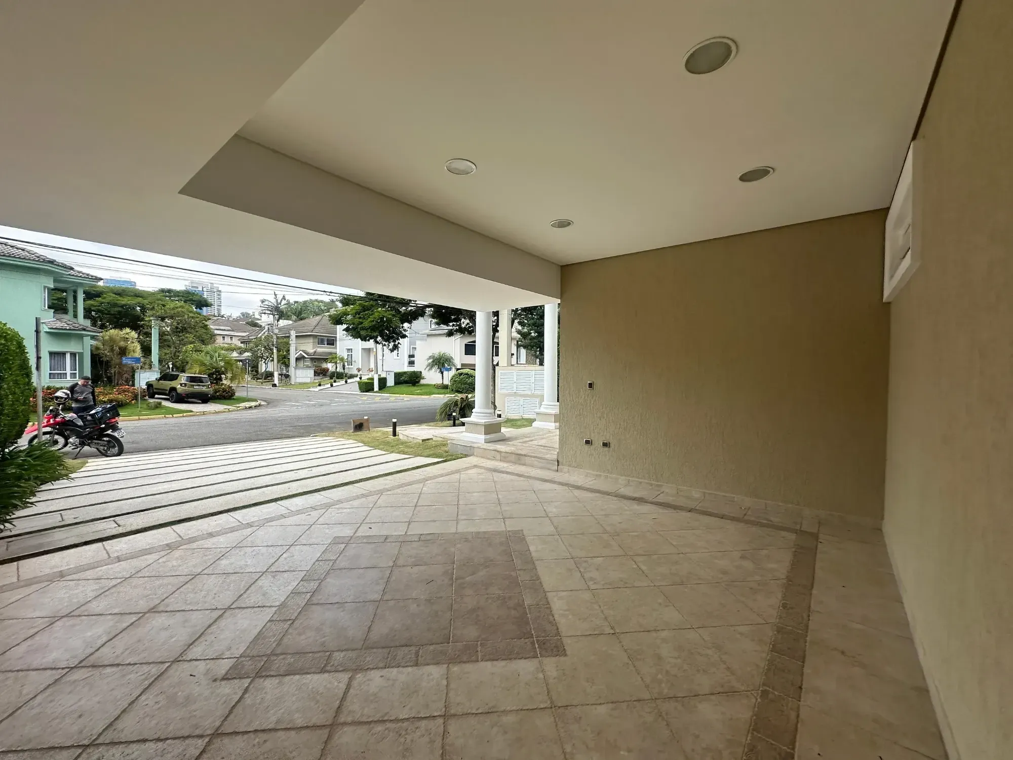 Foto do imóvel Sobrado com 4 Quartos à Venda, 450 m² em Alphaville Residencial Plus, Barueri - SP