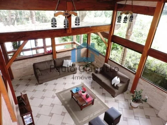 Imagem Exclusividade e Sofisticação: Casa de Alto Padrão na Granja Viana