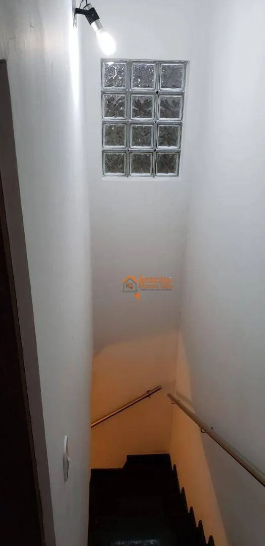 Imagem Sobrado com 3 dormitórios à venda, 232 m² por R$ 499.000,00 - Presidente Dutra - Guarulhos/SP