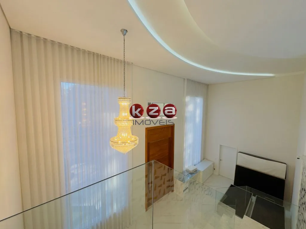 Imagem Residência Neoclássica de Alto Luxo à Venda em Condomínio Fechado | Valinhos/SP