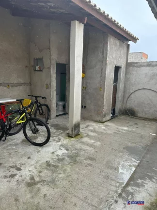Imagem VENDO CASA 2/4 - CONDOMÍNIO FECHADO
