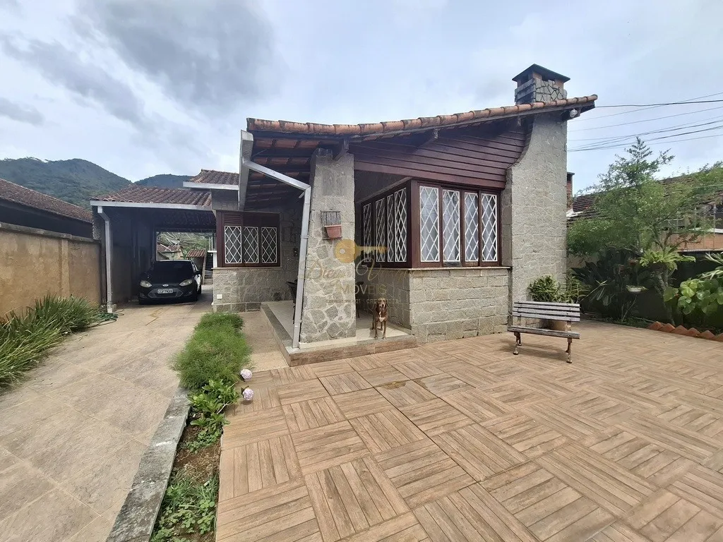 Foto do imóvel Casa para Venda em Teresópolis / RJ em Rua Alfredo Rebello