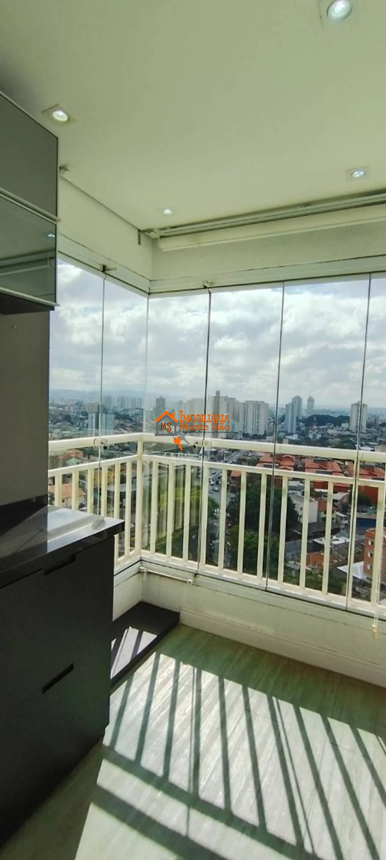 Imagem Apartamento com 3 dormitórios para alugar, 69 m² por R$ 4.920,00/mês - Gopoúva - Guarulhos/SP