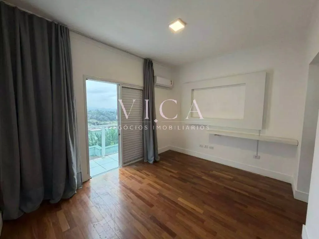 Imagem Valville 1| Casa 3 suítes, vista reserva, espaço gourmet - R$ 12.900,00 mês