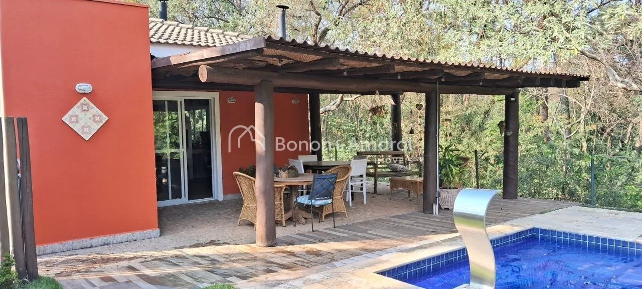 Imagem Casa com 3 Suítes à Venda no Clube de Campo em Valinhos