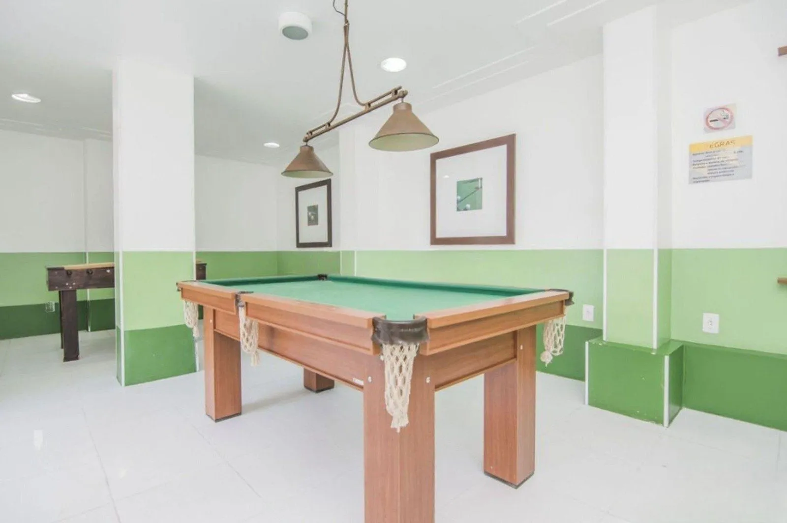 Imagem Apartamento de 3 dormitórios a venda no Bairro Jardim Carvalho, Porto Alegre