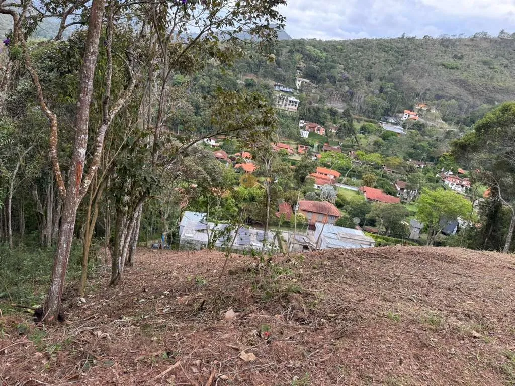 Imagem Terreno em Condomínio para Venda em Teresópolis / RJ no bairro Green Valleiy