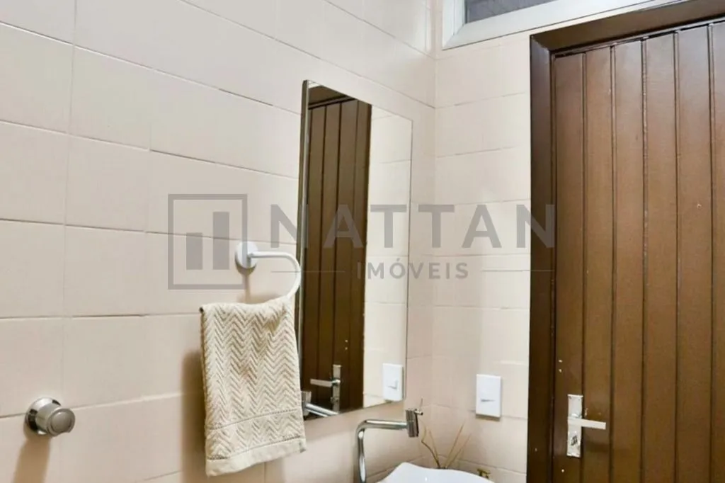 Imagem Sobrado à venda no Anália Franco com 320 m², 3 dormitórios e escritório independente