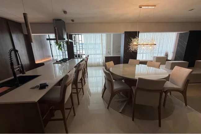 Imagem Apartamento à venda em Balneário Camboriú, Centro, com 3 quartos, 157m2