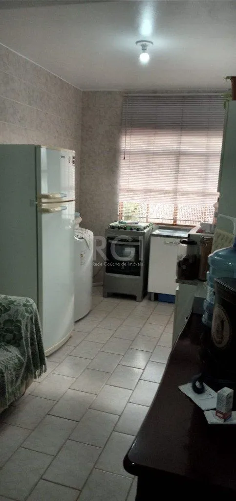Imagem Casa para Venda - 95m², 2 dormitórios, 3 vagas - Teresópolis