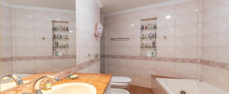 Imagem APARTAMENTO COM 02 SUÍTES, 02 SEMI SUÍTES LAZER 05 VAGAS NO LOURDES