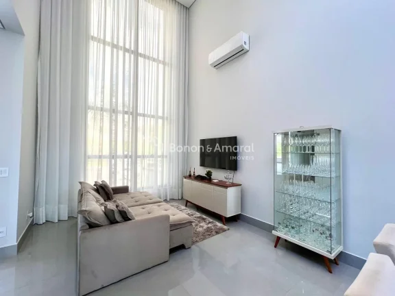 Imagem **Casa à Venda no Residencial Mont Alcino, Estrada da Roncaglia, Valinhos/SP**

Casa Mobiliada e de...