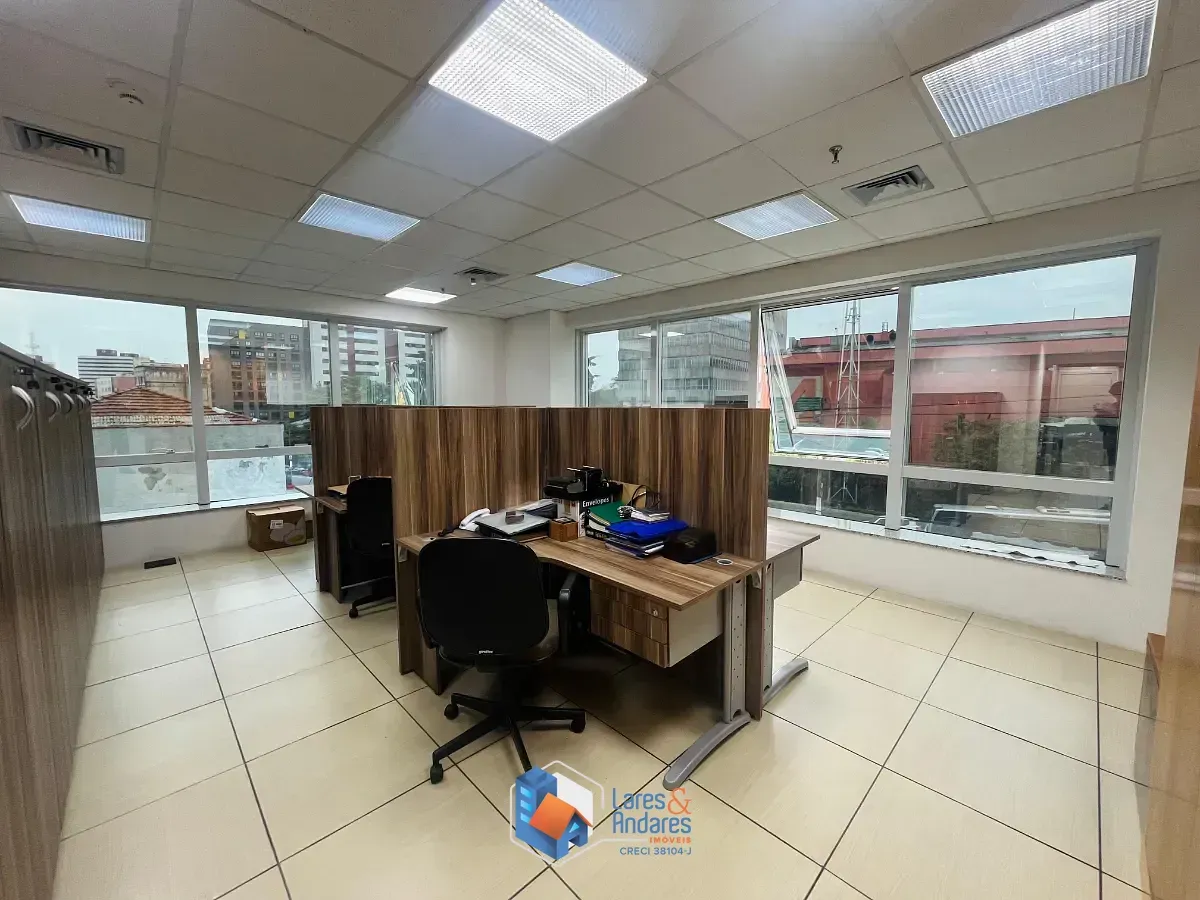 Imagem Conjunto comercial para venda em Mirandópolis, 75m²