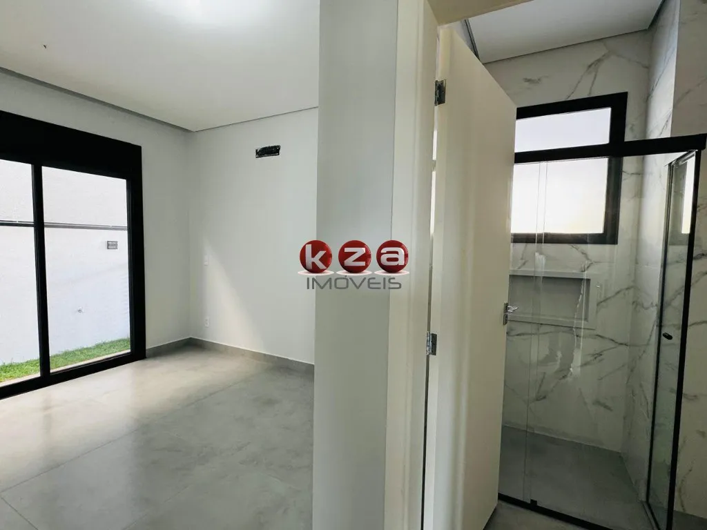 Imagem Casa térrea mobiliada em condomínio à venda em Valinhos-SP, Condomínio MontAlcino com 3 suítes, piscina e 175m². Venha conferir!