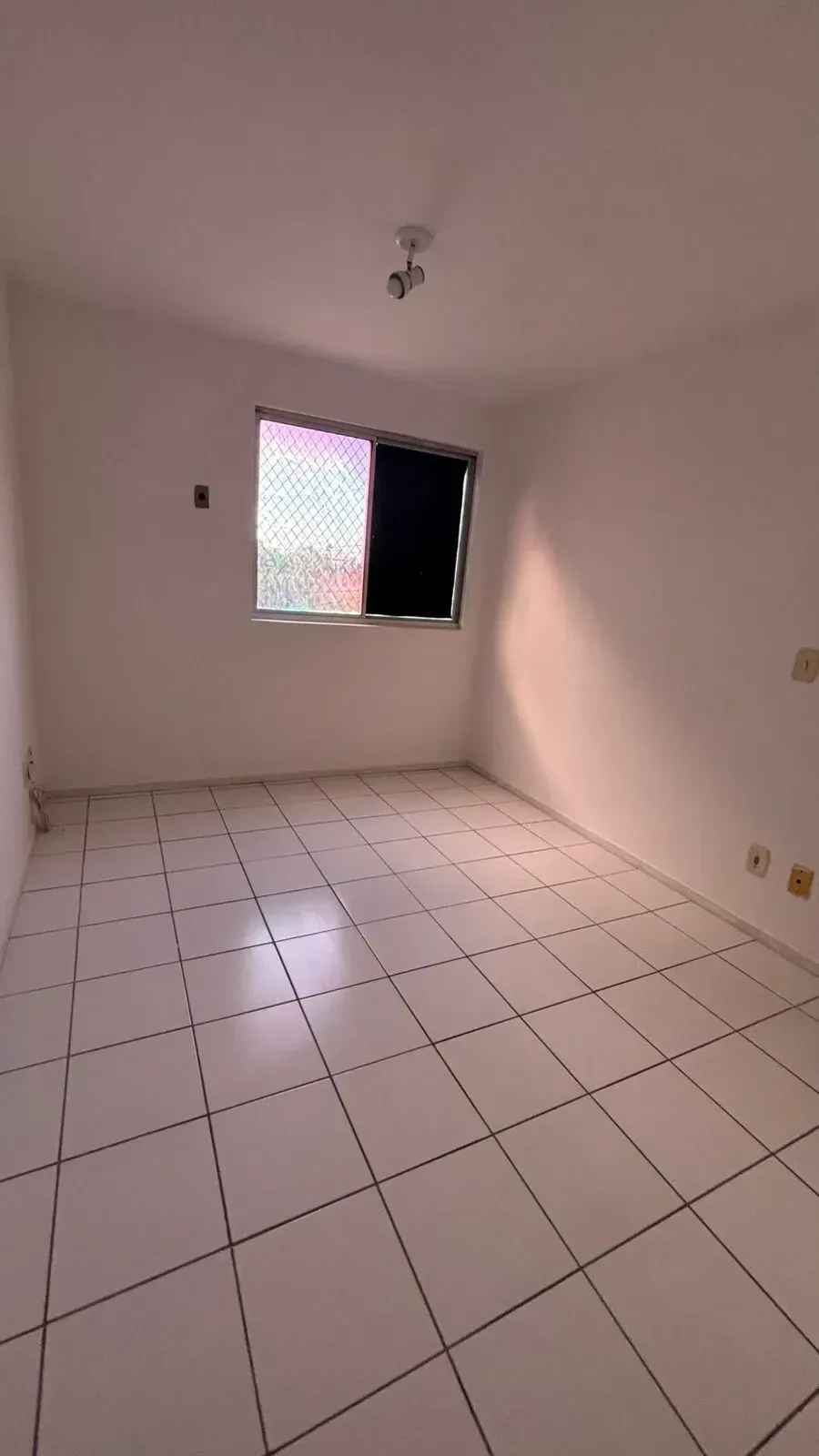 Imagem Apartamento com 2 Quartos à Venda, 55 m² em Nova Parnamirim - Parnamirim