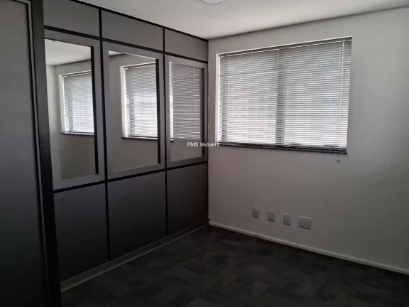 Imagem Sala Comercial de Alto Padrão no Brooklin Paulista, São Paulo-SP - 3 salas, 2 vagas, 70m² de área