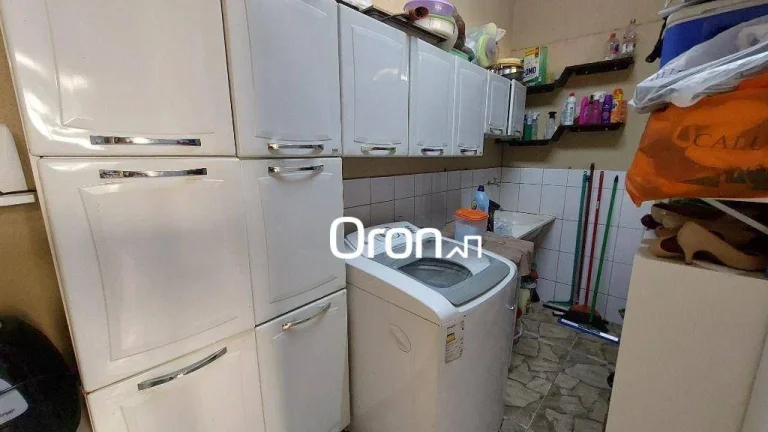 Imagem Sobrado com 3 dormitórios à venda, 145 m² por R$ 750.000,00 - Jardim Europa - Goiânia/GO