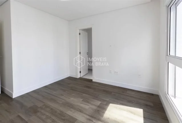 Imagem APARTAMENTO LE BLANC BRAVA RESIDENCE 4 DORMITORIOS, 4 VAGAS A VENDA PRAIA BRAVA ITAJAI SC