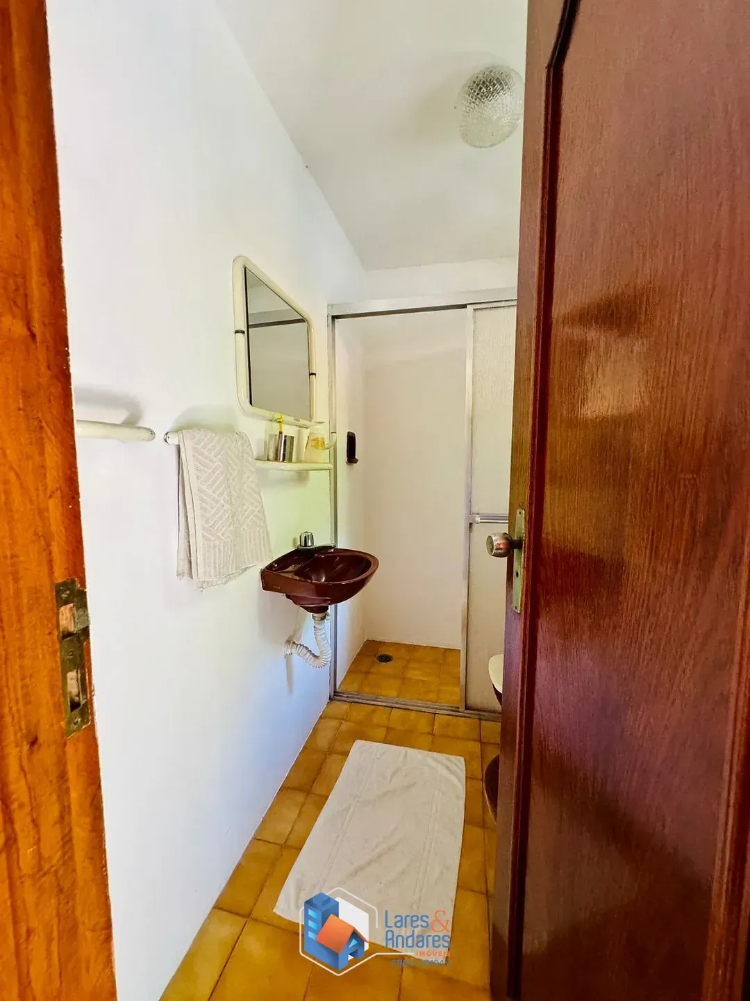 Imagem Casa no condomínio Rua Indore para venda com 3 quartos, 1,000m²