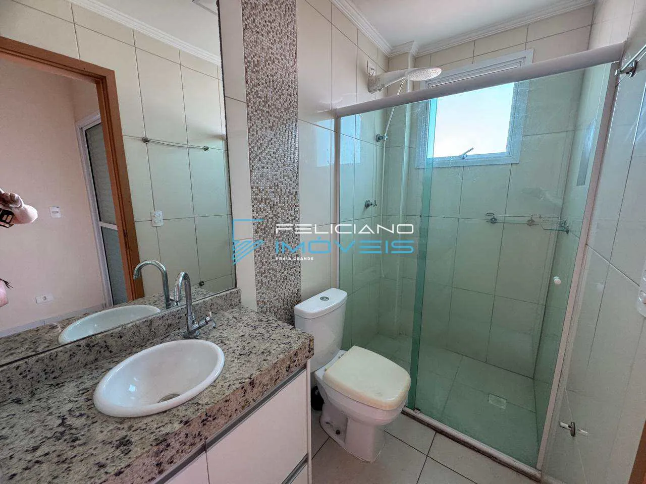 Imagem Apartamento com 2 quartos, Ocian, Praia Grande - R$ 677 mil, Cod: 6423