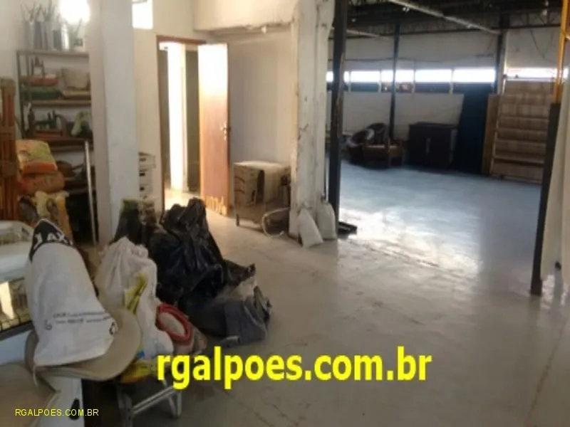 Imagem Salão Comercial para Venda em DUQUE DE CAXIAS, Santa Cruz Da Serra, 3 banheiros, 3 vagas