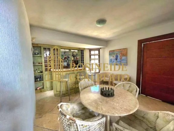 Imagem CASA COM 3 SUÍTES NO CENTRO E CARAGUATATUBA A 100 METROS DA PRAIA