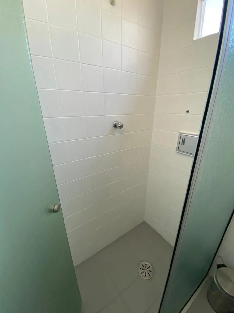Foto do imóvel Comercial à venda 8 Quartos, 2 Vagas, 300M², Jardim Maria Augusta, Taubaté - SP