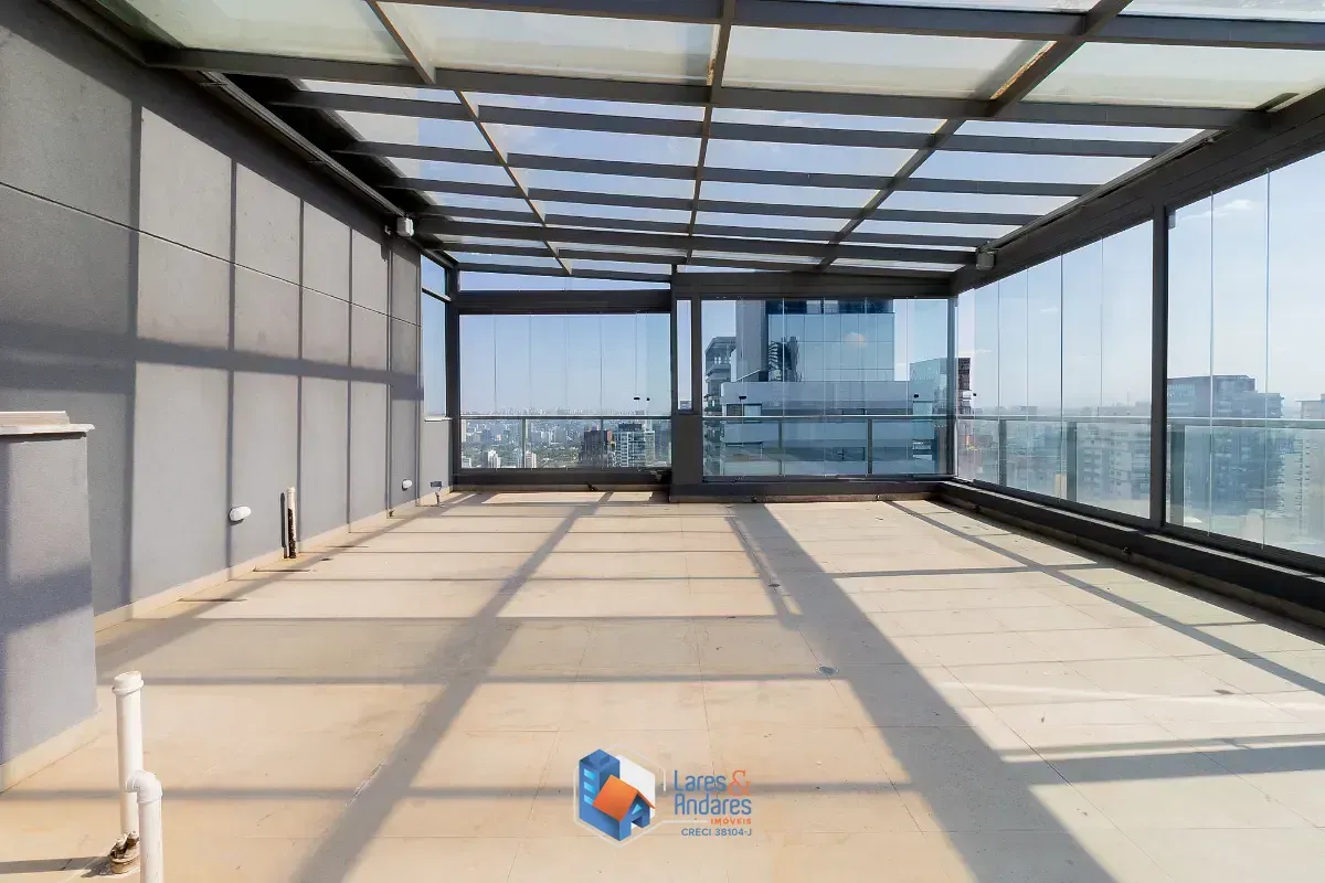 Imagem Cobertura para venda em Pinheiros com 1 quarto, sendo 1 suíte, 165m²