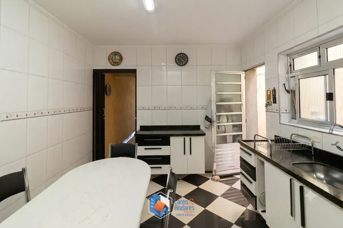 Imagem Sobrado para venda em Vila América com 3 quartos, 138m²