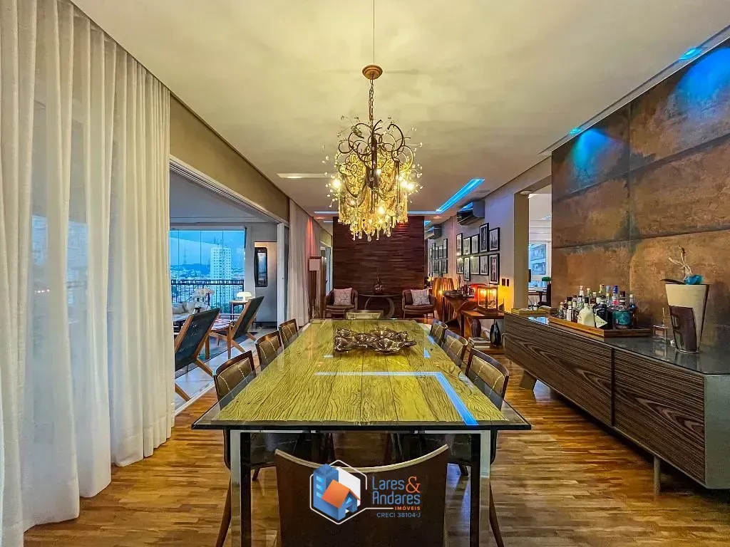 Imagem Apartamento para venda em Santana com 4 quartos, sendo 2 suítes, 231m²
