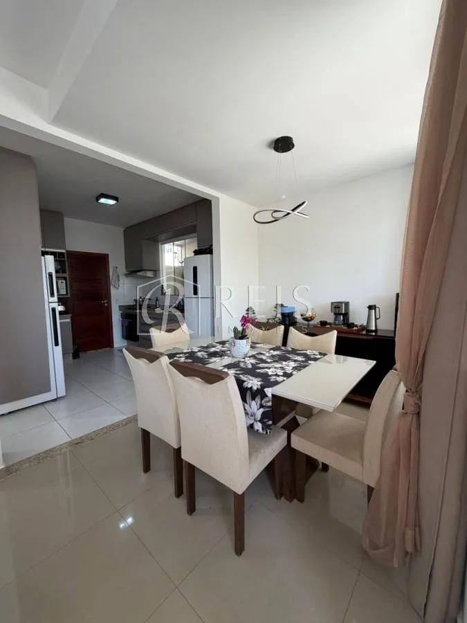 Imagem Casa para Venda em Rio das Ostras, Terra Firme, 3 dormitórios, 1 suíte, 3 banheiros, 1 vaga