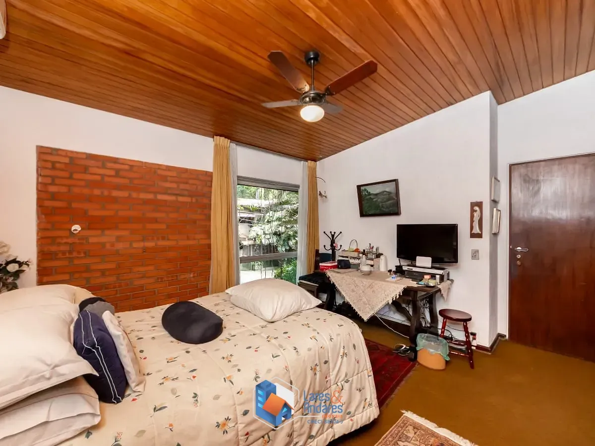 Imagem Casa para venda em Cidade Jardim com 4 quartos, sendo 1 suíte, 490m²
