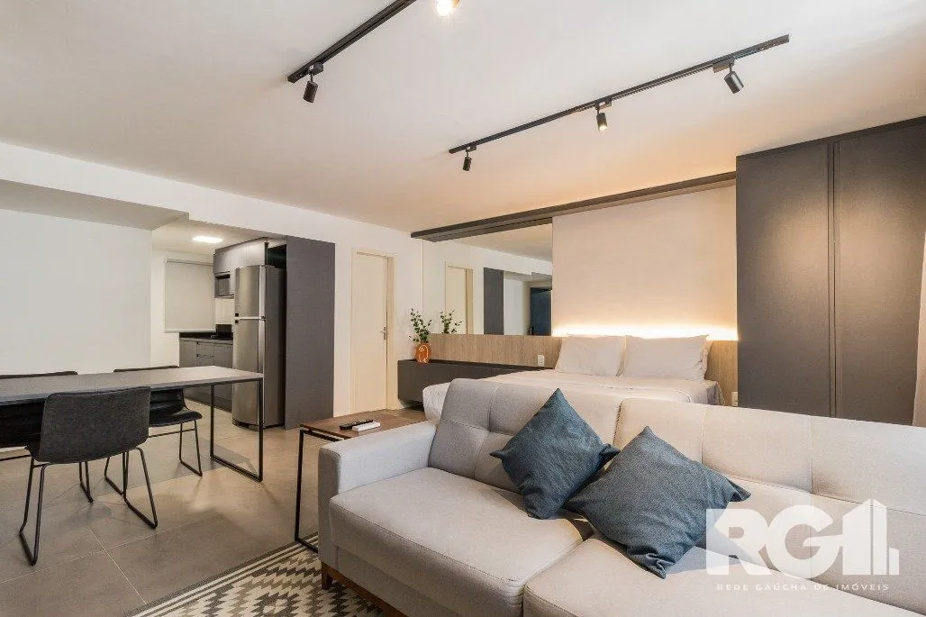 Imagem Apartamento no Duque Center, localizado na Rua Duque de Caxias, Centro Histórico de Porto Alegre, uma das ruas mais charmosas e antigas de Porto Alegre,