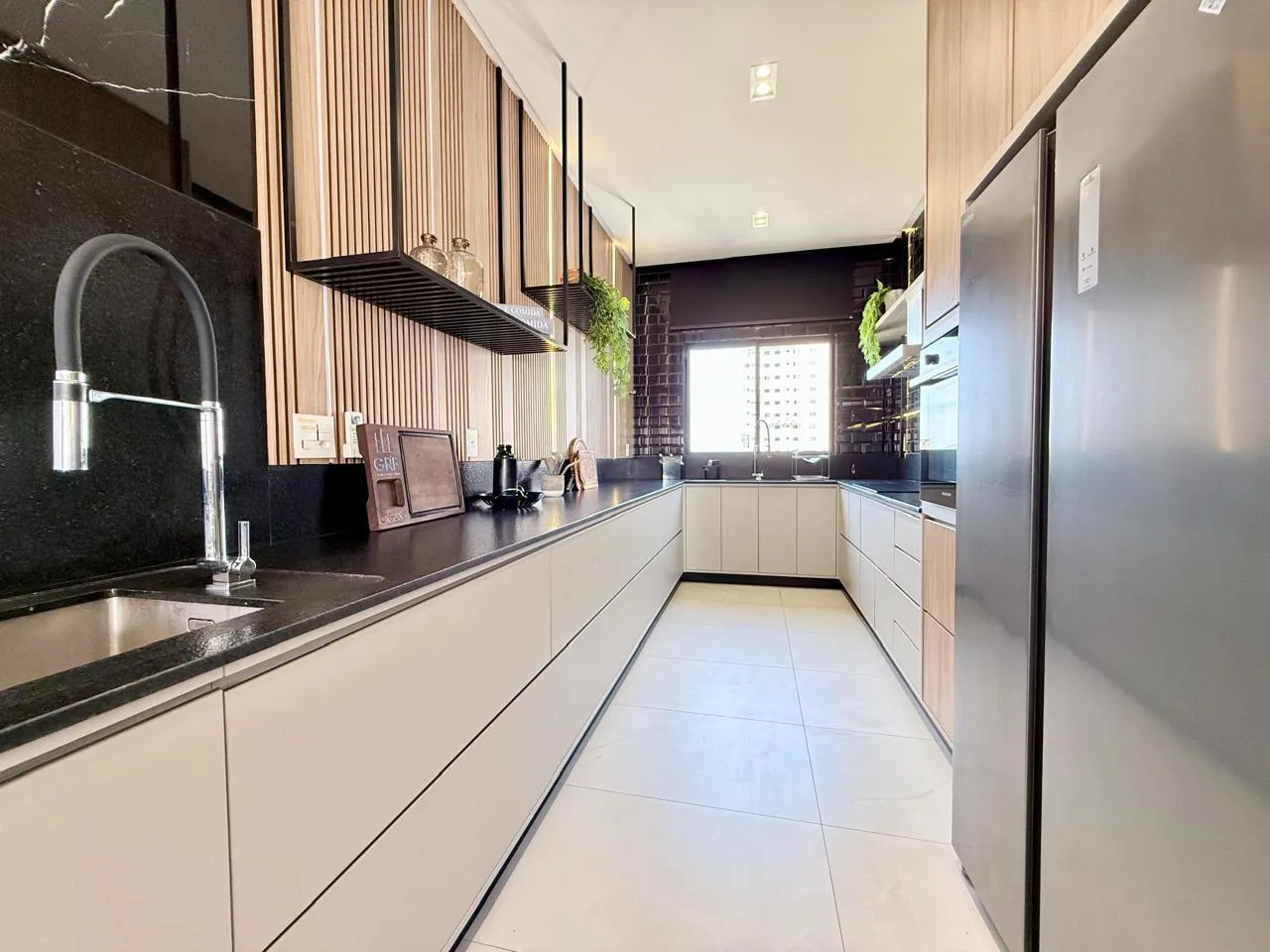 Imagem Apartamento à venda com 109.5m2 por R$ 1.900.000,00