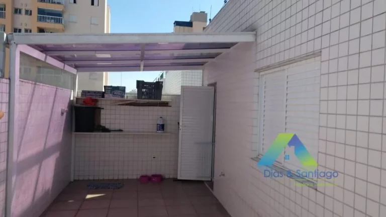 Imagem Linda cobertura tríplex com 3 dormitórios, 2 vagas, área gourmet com excelente localização e valor!