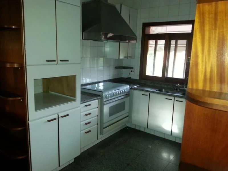 Imagem CASA COMERCIAL PARA LOCAÇÃO E VENDA.