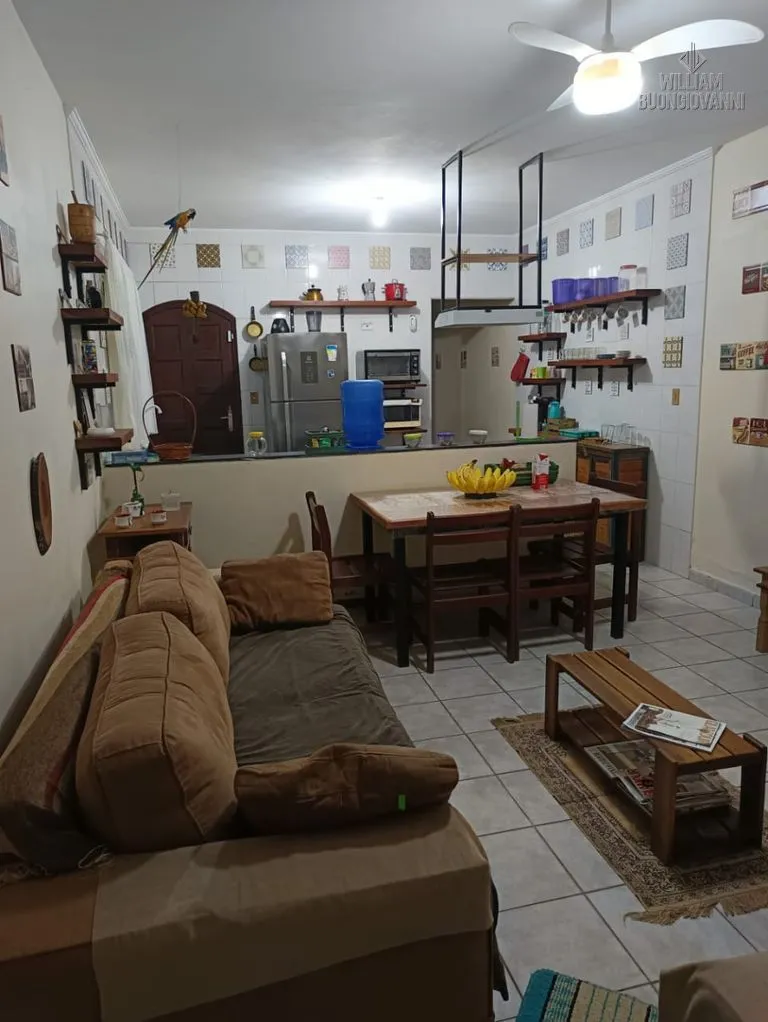 Imagem Casa térrea 2 dormitórios sendo 1 suíte em Mongaguá