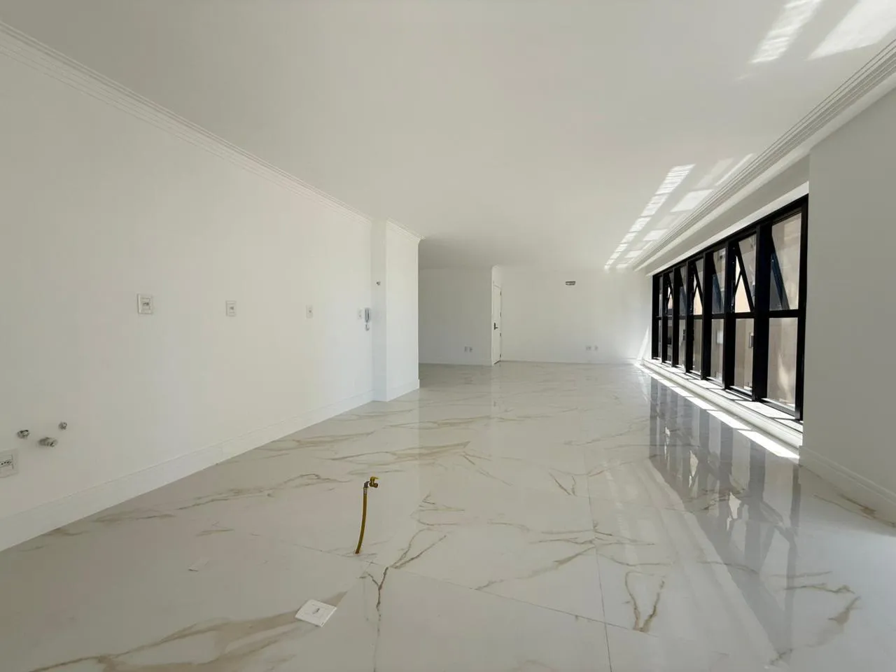 Imagem Apartamento com vista para o mar à venda com 163.1m2 por R$ 5.450.000,00