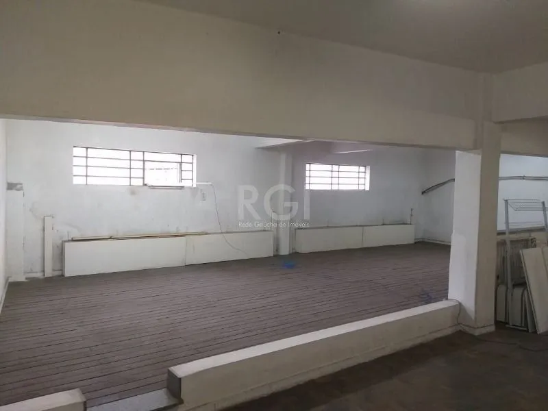 Imagem Loja para Locação na av crsitóvao prox total - 600m²,