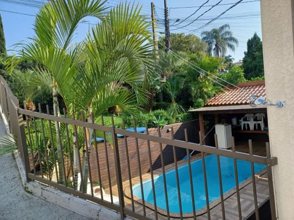 Imagem Casa para Venda em Concórdia, Vista Alegre, 6 dormitórios, 1 suíte, 4 banheiros