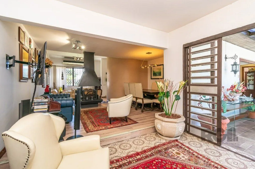 Imagem Casa de Condomínio em Santa Tereza