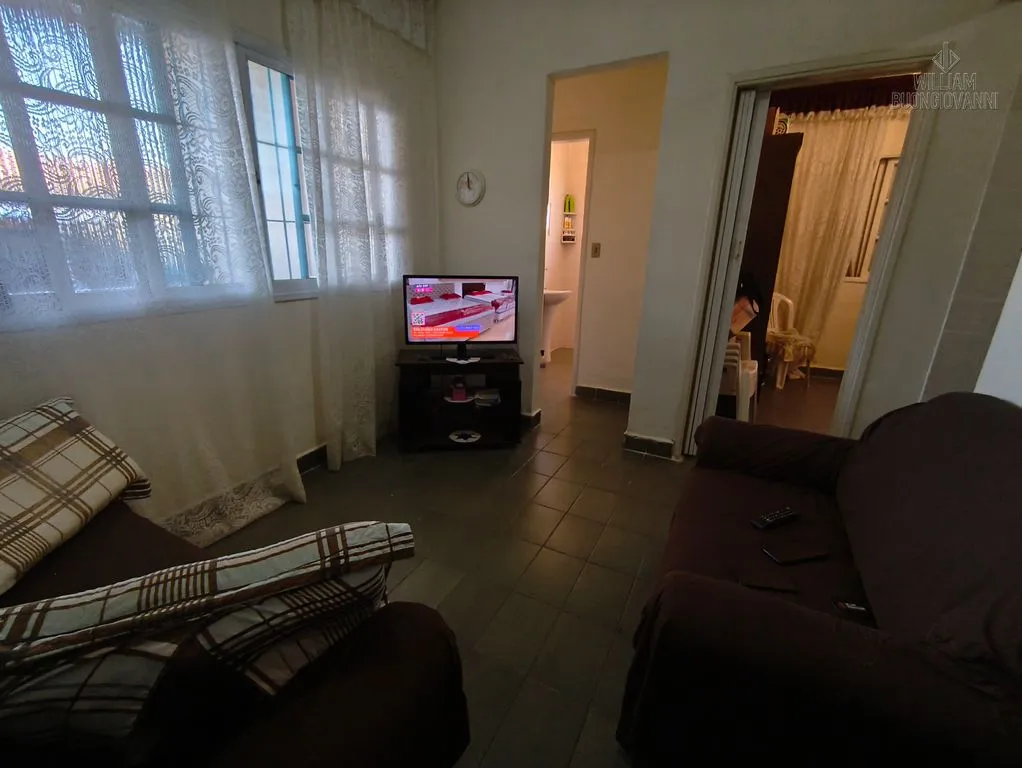 Imagem Casa Semi-Isolada no Caiçara| 2 Dormitórios| 2 Vagas|800m da Praia|R$ 430 Mil